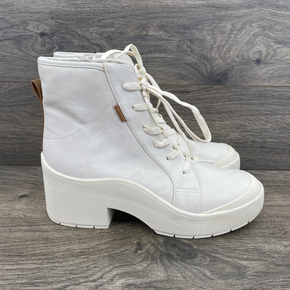 Dr. Scholls Time Off Up Platform Bootie Women 10 White Chunky Sneaker Boot
